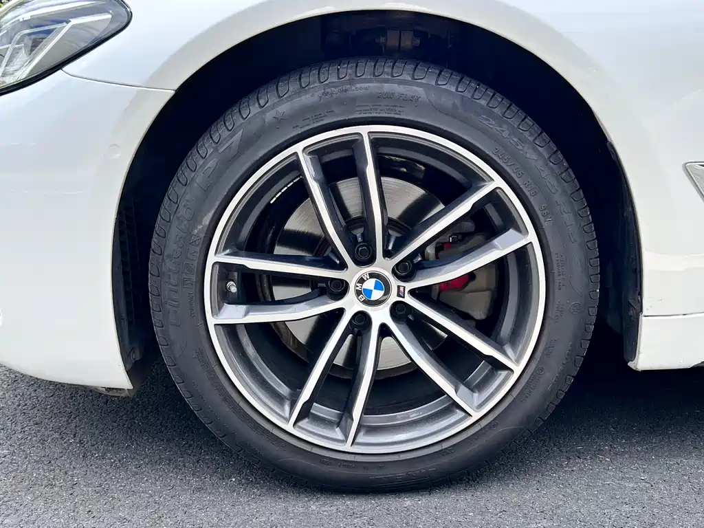 BMW 5 Series 2021 525Li M Sports Package купить на сайте DeffCars