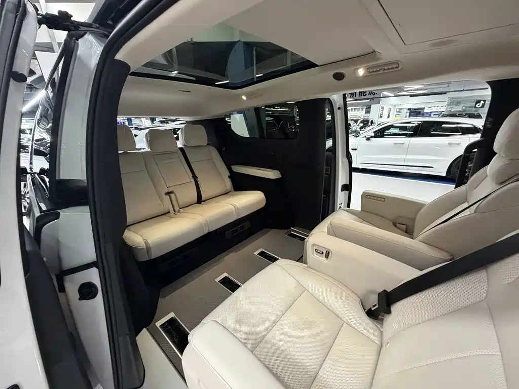 Ideal Mega 2025 Home Special Edition купить на сайте DeffCars