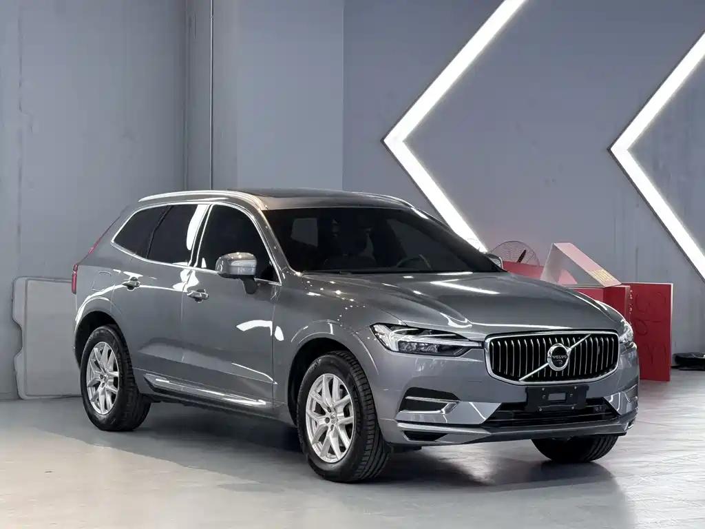 Volvo XC60 2021 T5 four-wheel drive Zhiyi Luxury Edition купить на сайте DeffCars