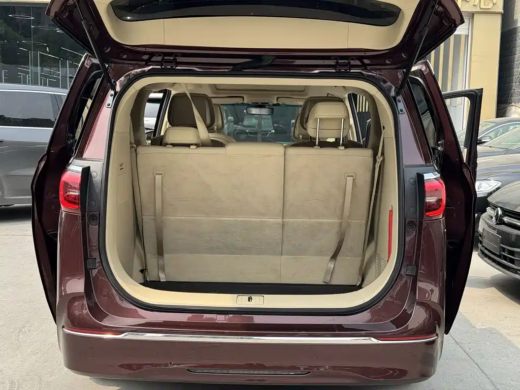 Buick GL8 2022 ES Lu Zun 653T Exclusive model купить на сайте DeffCars