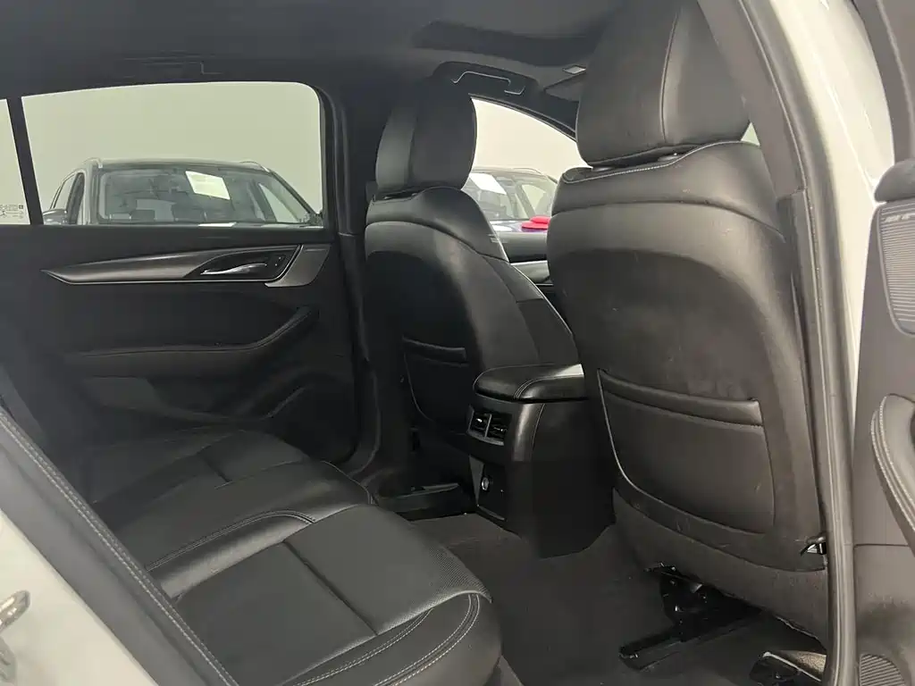 Cadillac CT5 2021 28T luxury model купить на сайте DeffCars