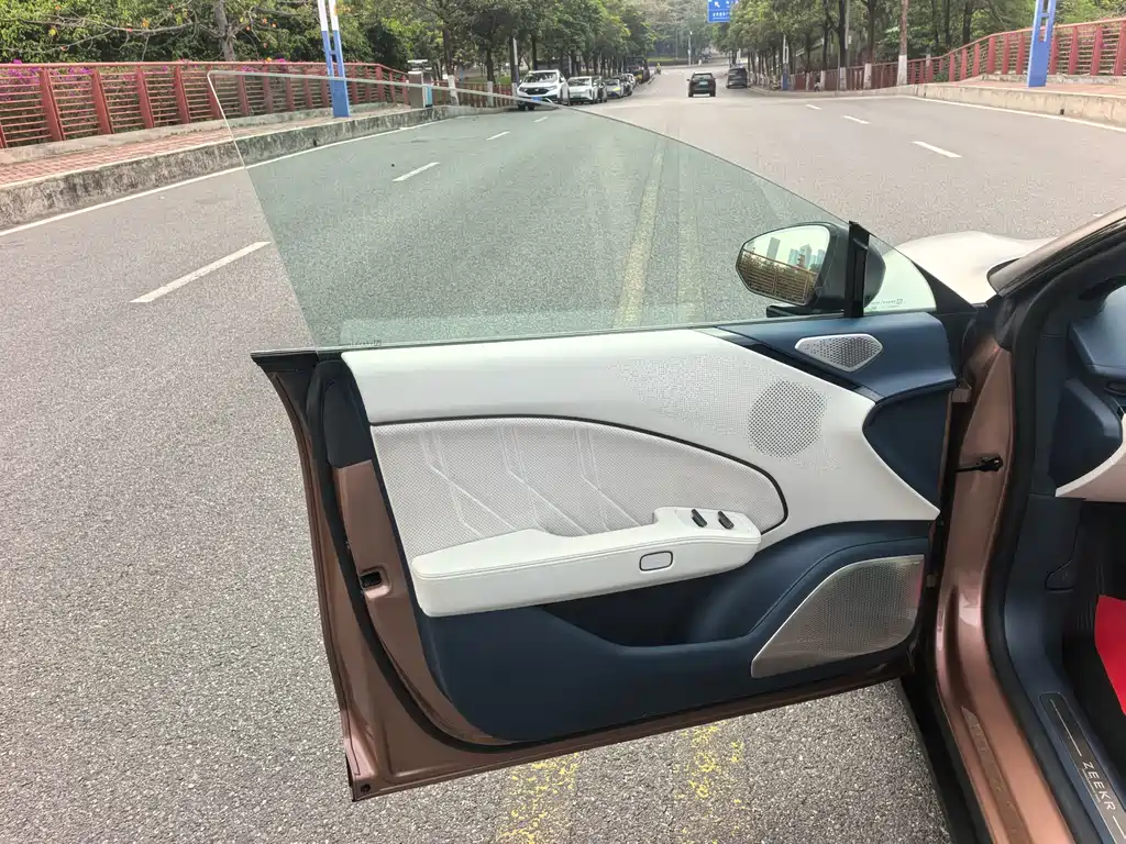 Jikrypton 007 2024 four-wheel drive smart driving version 75kWh купить на сайте DeffCars