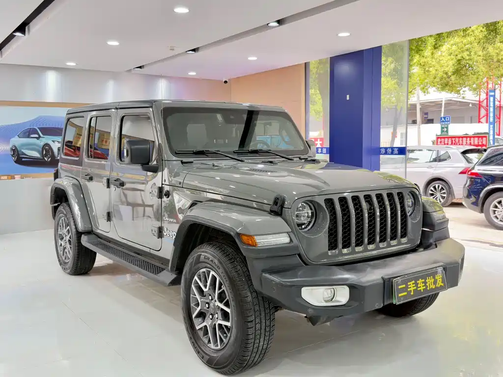 Wrangler New Energy 2021 Four-door 2.0T 4xe Sahara First Edition купить на сайте DeffCars