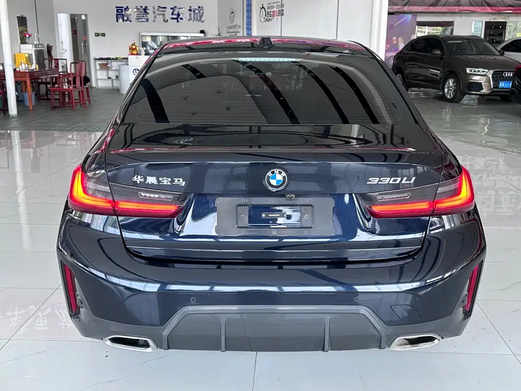 BMW 3 Series 2024 320Li M Sports Package купить на сайте DeffCars