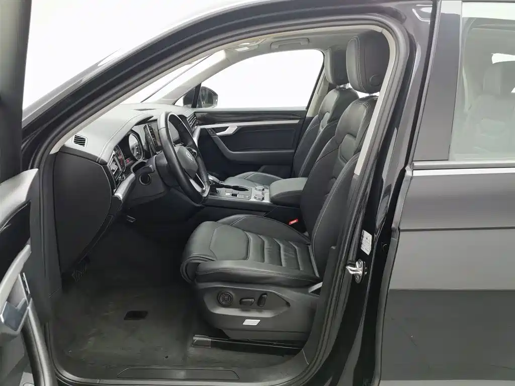 Touareg 2021 2.0TSI Pilot Special Edition купить на сайте DeffCars