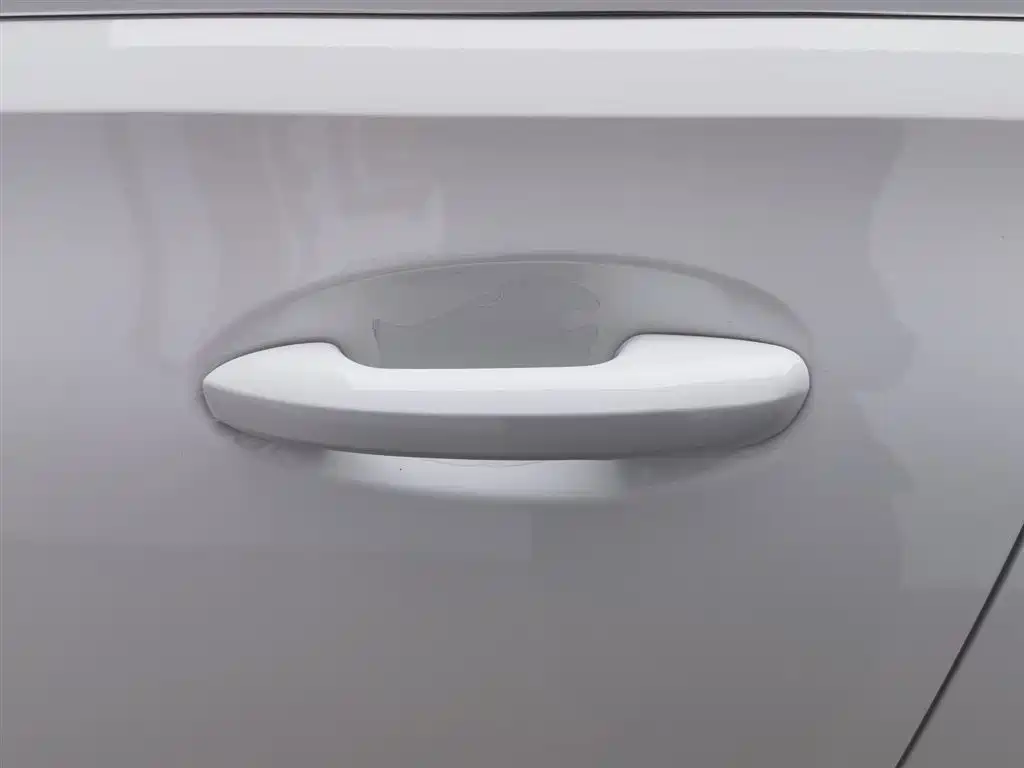 奔驰C级 2025款 改款 C 200 L 运动版 купить на сайте DeffCars