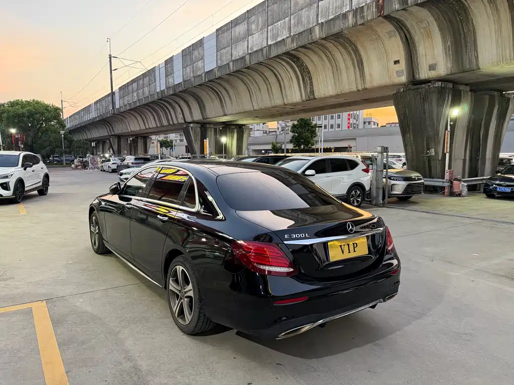 Mercedes-Benz E-Class 2019 E 200 L Sports купить на сайте DeffCars