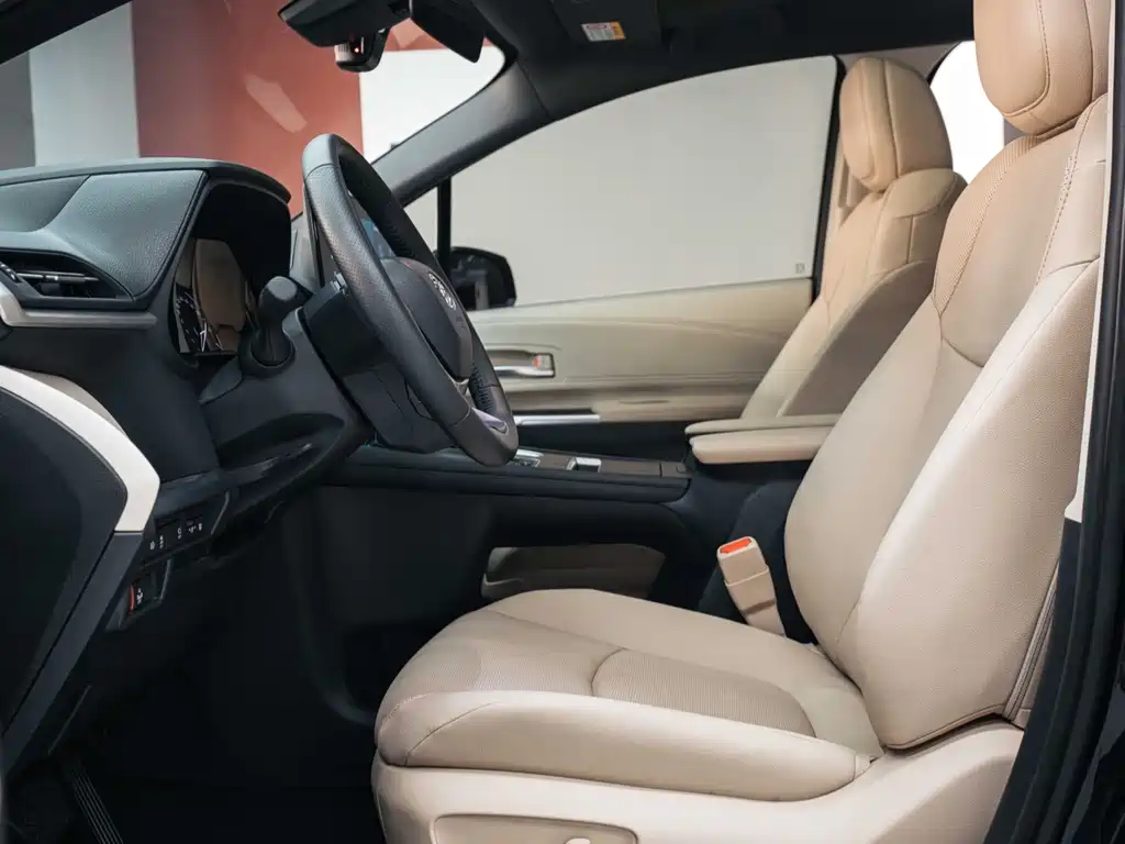 Grevia 2023 2.5L Hybrid Premium PLUS Edition купить на сайте DeffCars