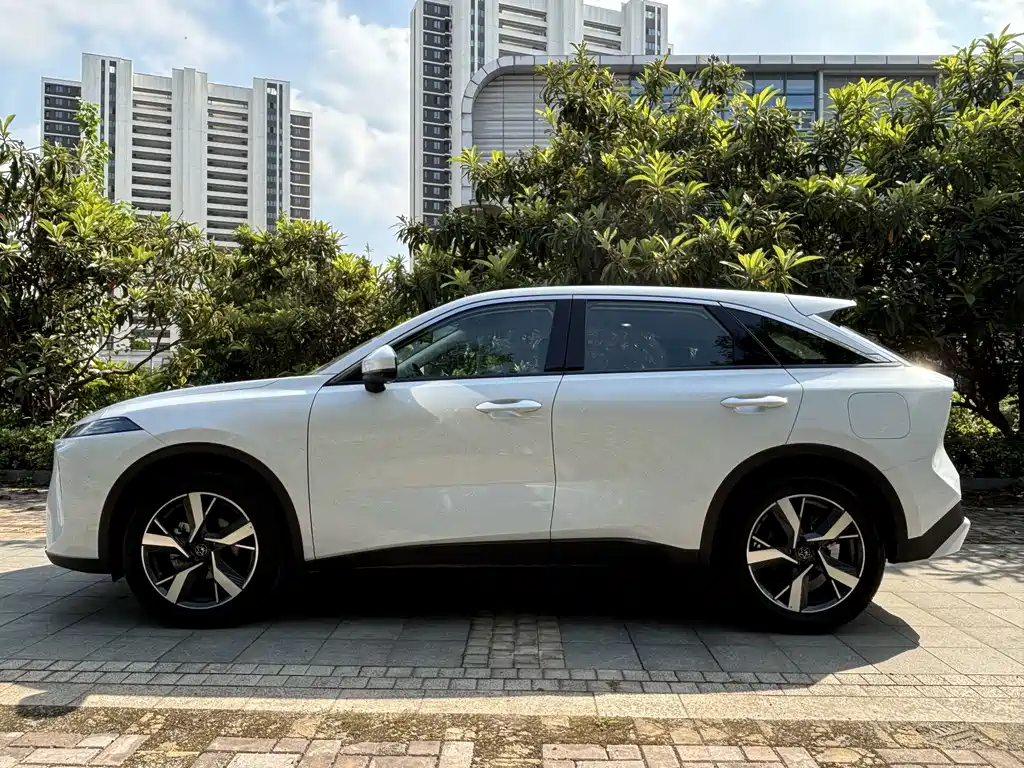 Venucia V DD-i 2025 Orca 150km Joy Travel Edition купить на сайте DeffCars