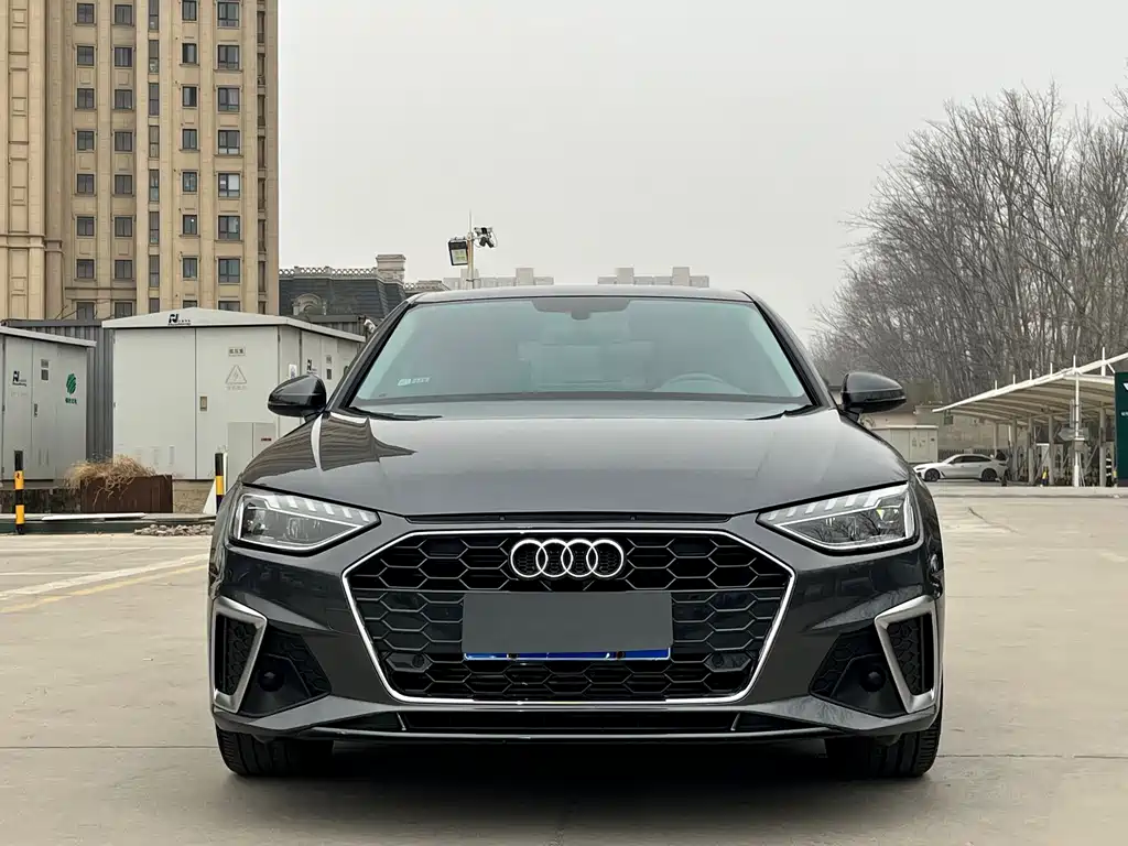 Audi A4L 2020 40 TFSI Fashionable and Dynamic купить на сайте DeffCars