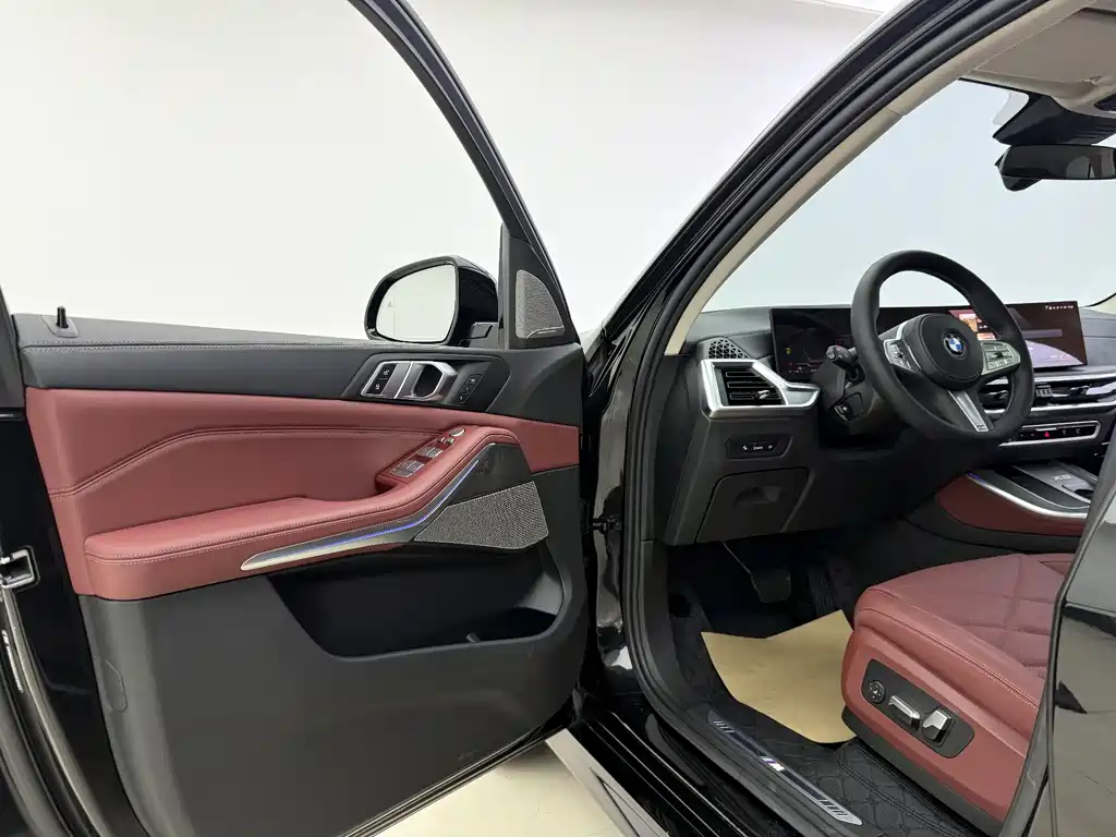 BMW X5 2023 xDrive 30Li Exclusive M Sports Package купить на сайте DeffCars
