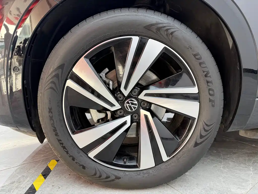 Lanxun 2023 380TSI four-wheel drive R-Line cruise version купить на сайте DeffCars