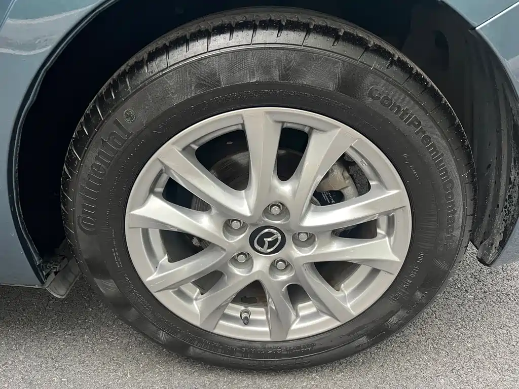 Mazda Axela 2016 sedan 1.5L automatic comfort type купить на сайте DeffCars