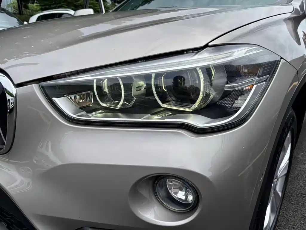 BMW X1 2016 sDrive18Li Exclusive Model купить на сайте DeffCars