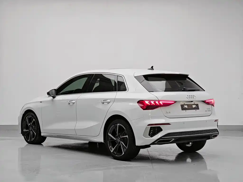 Audi A3 2022 Sportback 35 TFSI stylish and sporty купить на сайте DeffCars