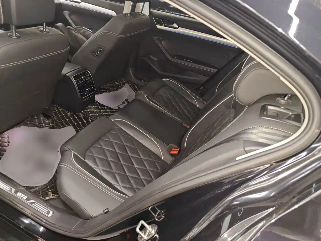 Magotan PHEV 2022 GTE luxury model купить на сайте DeffCars
