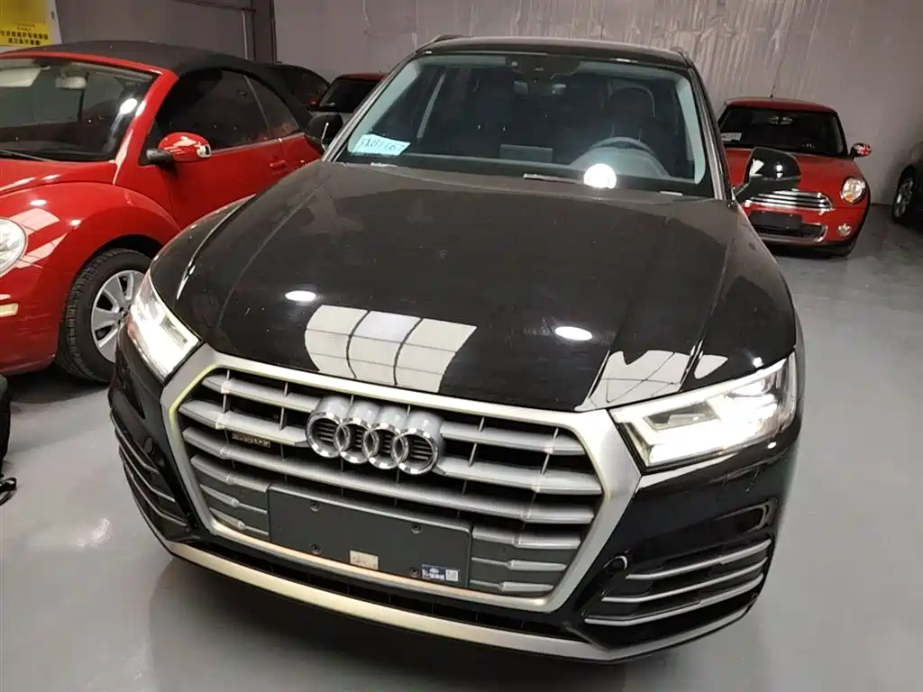Audi Q5L 2020 facelift 40 TFSI enjoys fashionable style купить на сайте DeffCars