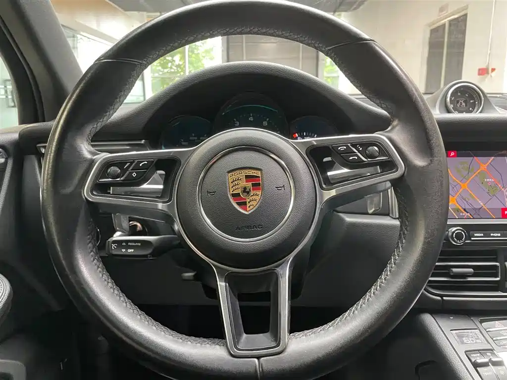 Macan 2021 Macan 2.0T купить на сайте DeffCars