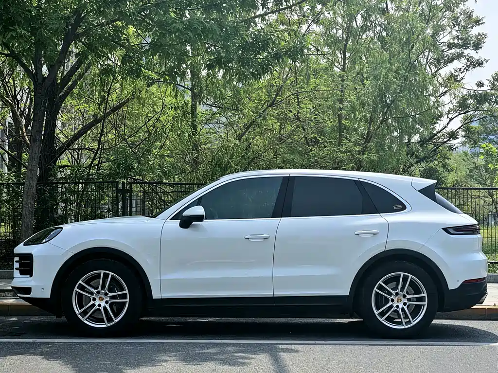 Cayenne 2024 Cayenne 3.0T купить на сайте DeffCars