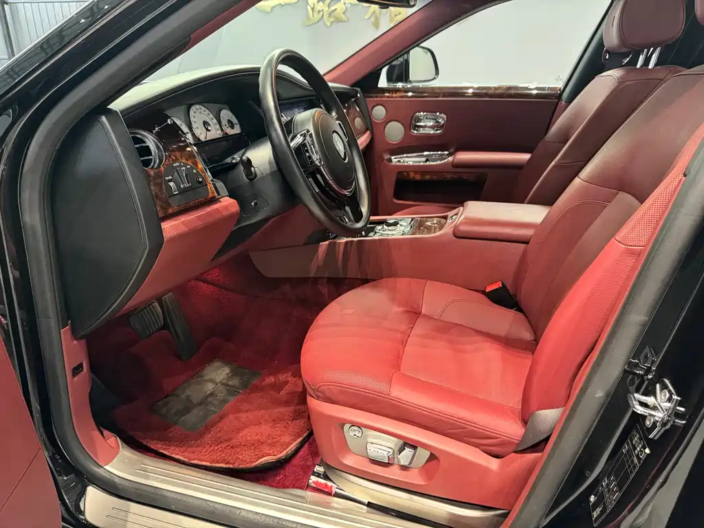 Ghost 2012 6.6T extended version купить на сайте DeffCars