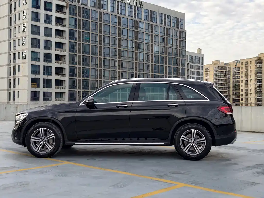 Mercedes-Benz GLC 2020 facelift GLC 260 L 4MATIC dynamic купить на сайте DeffCars