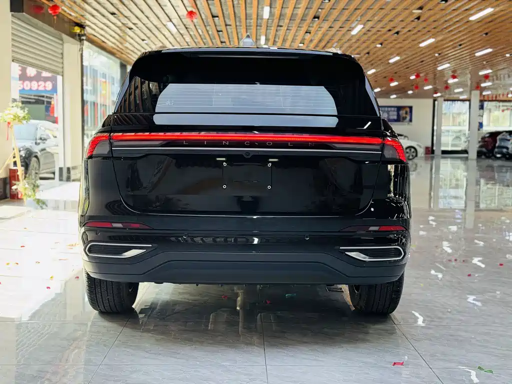 Voyager 2023 2.0T four-wheel drive premium version купить на сайте DeffCars