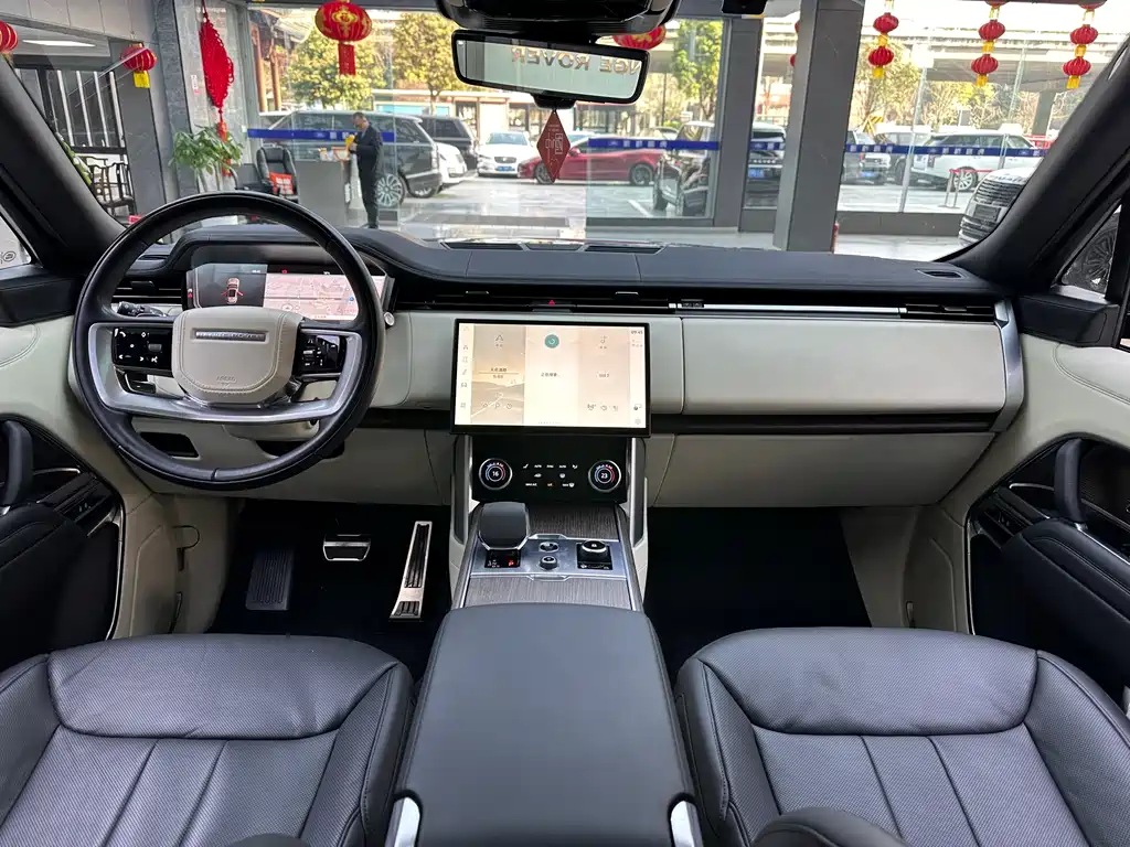 Range Rover 2023 3.0 L6 400PS Seven-seater Extended Edition купить на сайте DeffCars