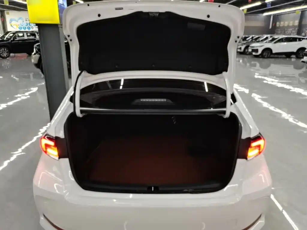 Corolla 2023 1.8L Intelligent Electric Hybrid Dual Engine Elite Edition купить на сайте DeffCars