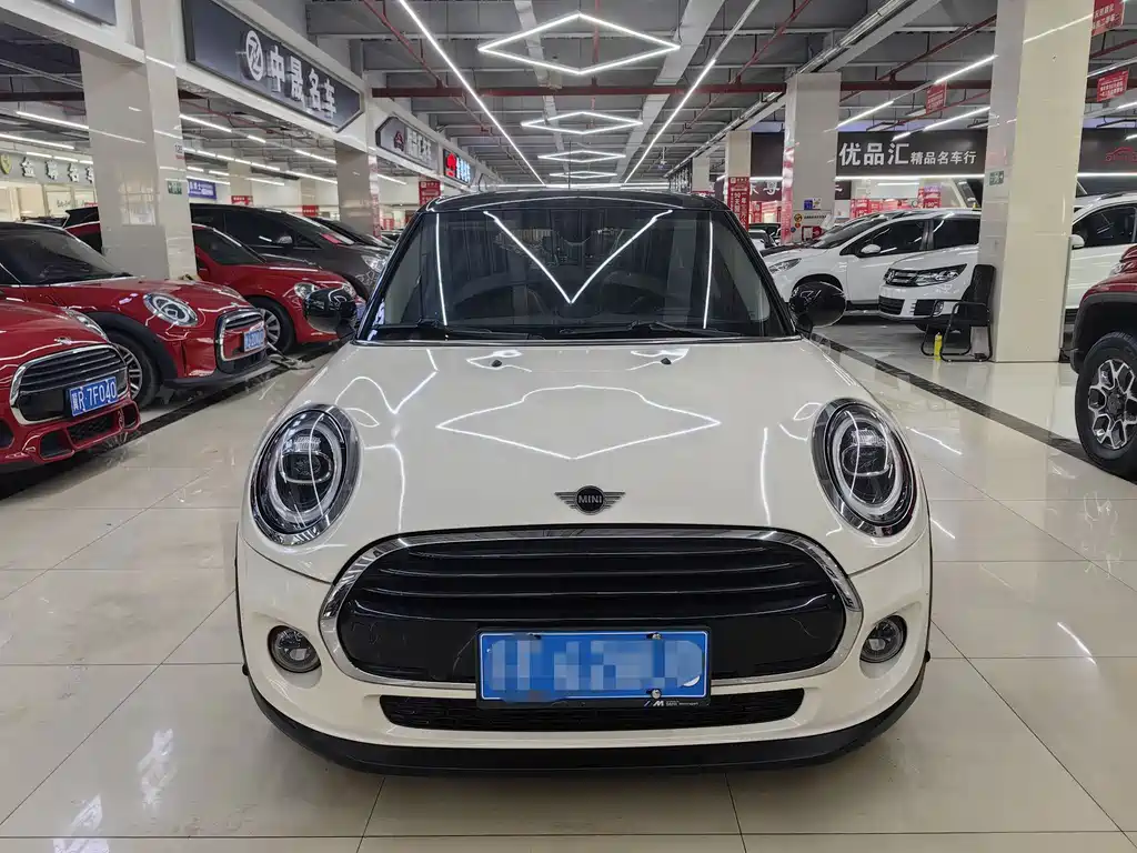 MINI 2021 1.5T COOPER Classic Five-Door Edition купить на сайте DeffCars