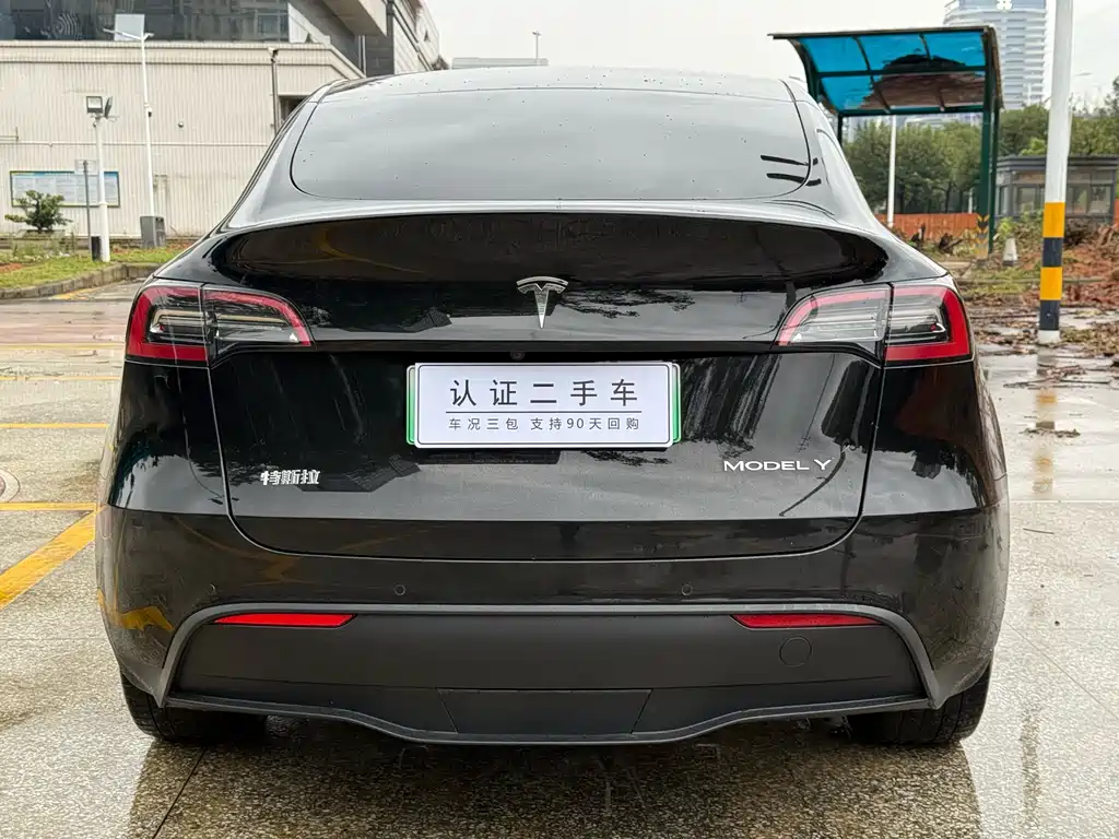 Model Y 2022 long-range all-wheel drive version купить на сайте DeffCars