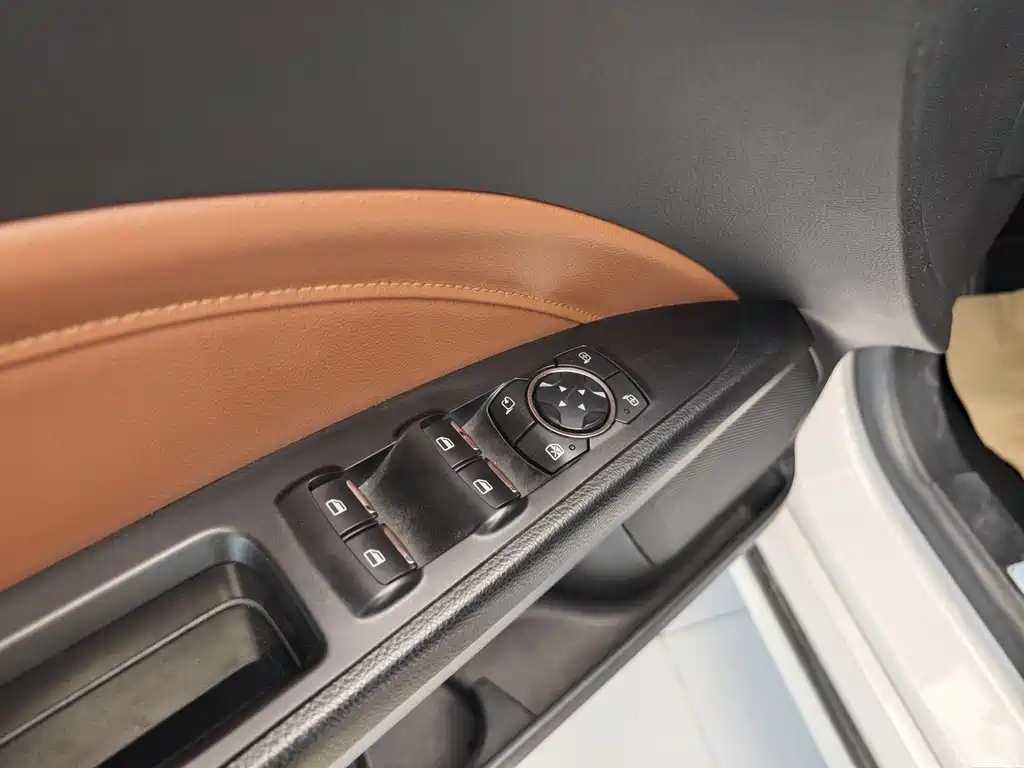 Mondeo 2018 EcoBoost 180 Cognac Special Edition купить на сайте DeffCars