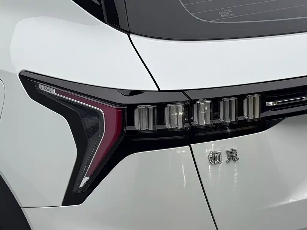 Lynk & Co 06 2023 Remix 1.5T Jin Halo купить на сайте DeffCars