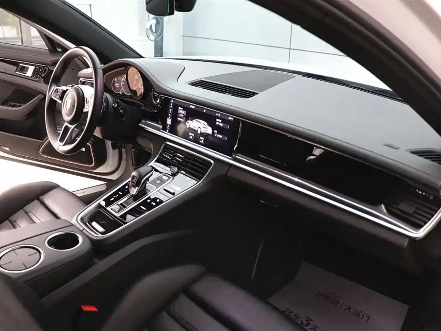 Panamera 2019 Panamera Executive Extended Edition 2.9T купить на сайте DeffCars