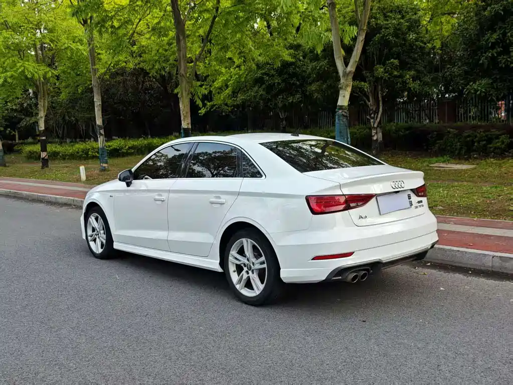 Audi A3 2020 Limousine 35 TFSI Fashion Type National V купить на сайте DeffCars
