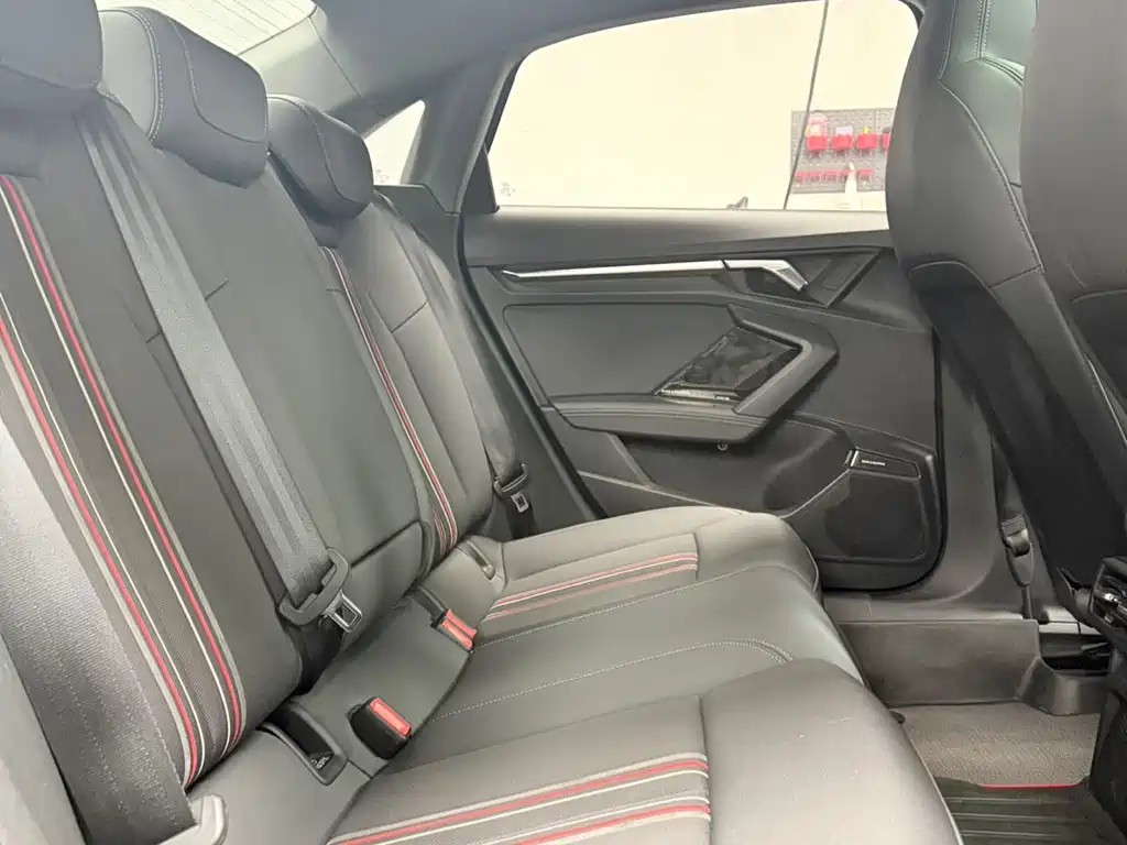 Audi A3 2024 A3L Limousine 35 TFSI Fashionable and Sporty купить на сайте DeffCars
