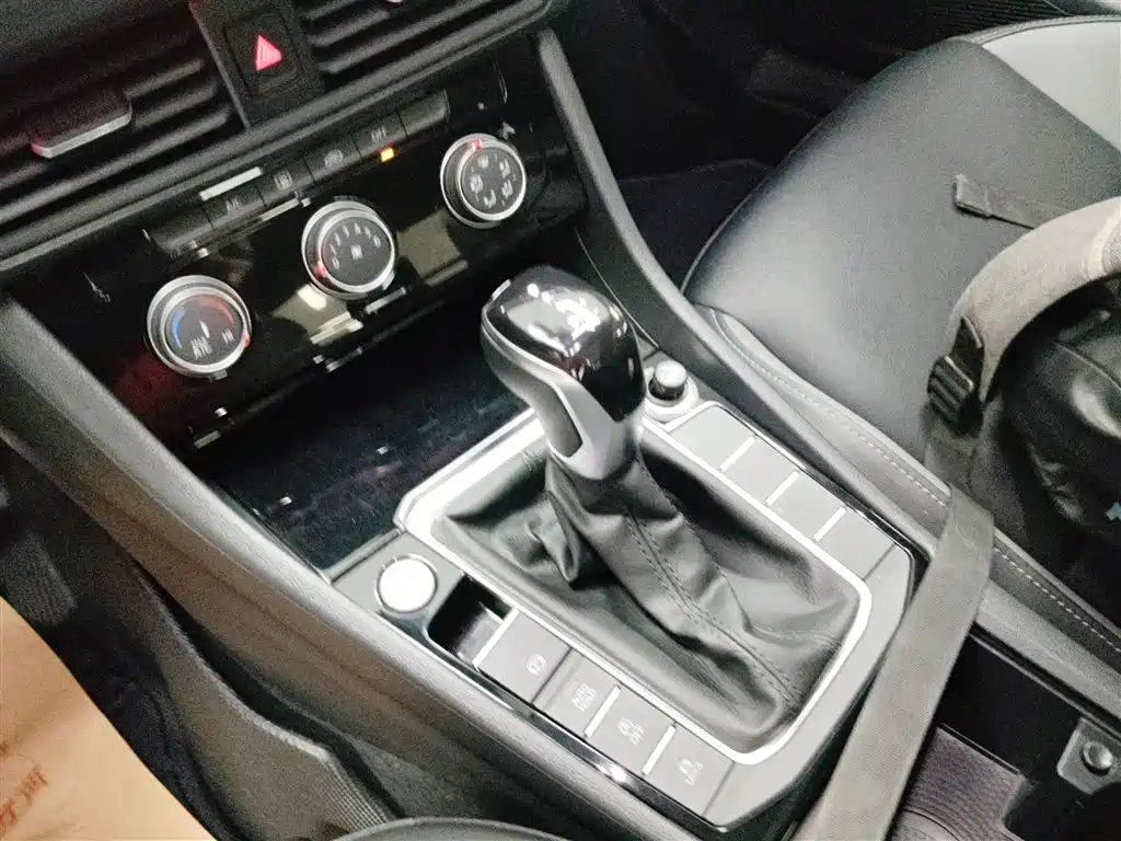 Sagitar 2021 280TSI DSG Comfort Intelligent Edition купить на сайте DeffCars
