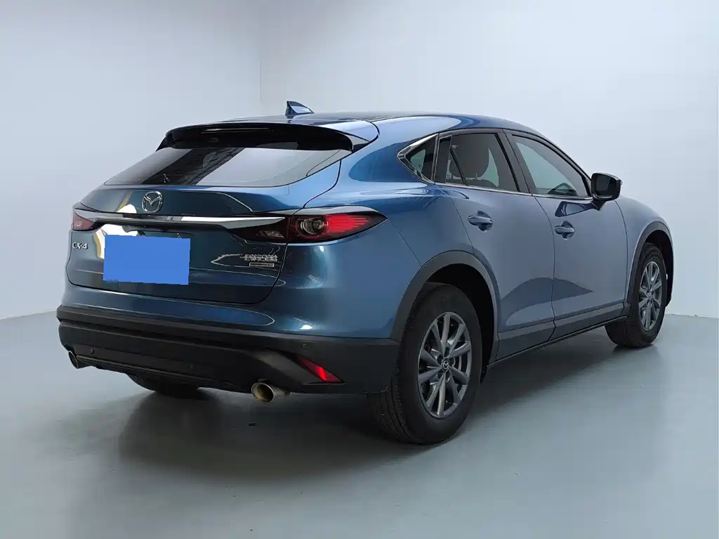 Mazda CX-4 2021 2.0L automatic two-wheel drive Blue Sky Vitality Edition купить на сайте DeffCars