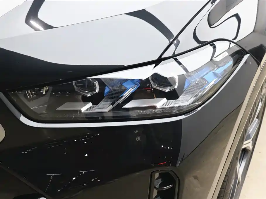 BMW X6 2023 xDrive40i M Sports Package купить на сайте DeffCars