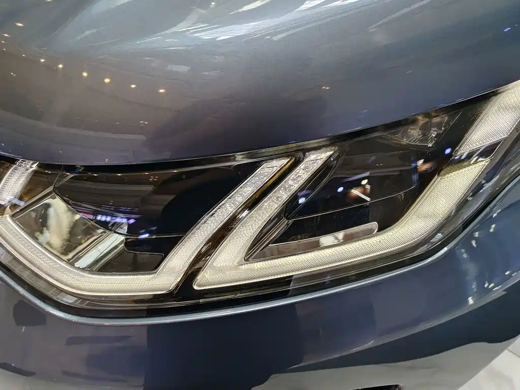 Discovery Sport 2020 249PS R-Dynamic Performance Edition купить на сайте DeffCars