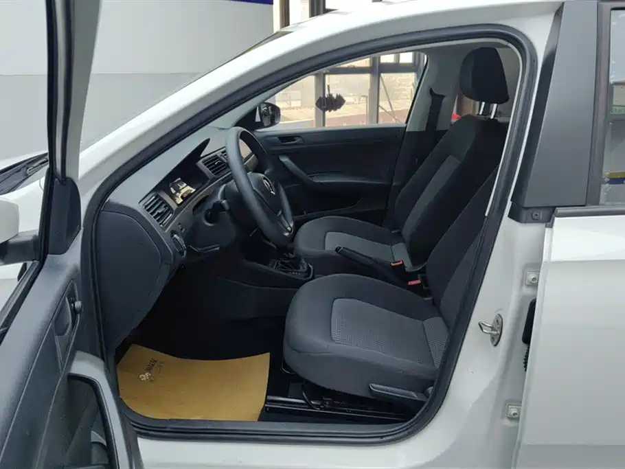 Santana 2019 1.5L automatic fashion version National VI купить на сайте DeffCars