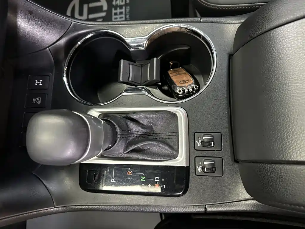 Highlander 2021 2.0T four-wheel drive luxury version 7 seats купить на сайте DeffCars