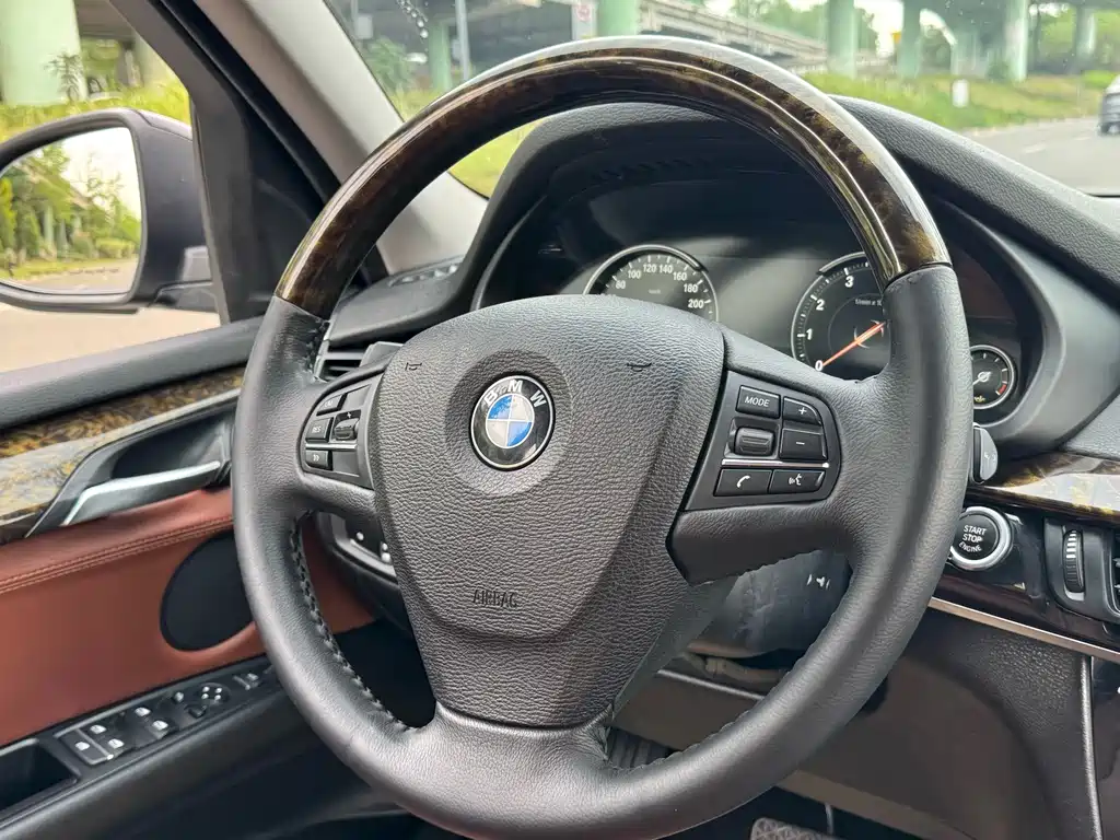 BMW X5 imported 2017 xDrive35i elegant model купить на сайте DeffCars