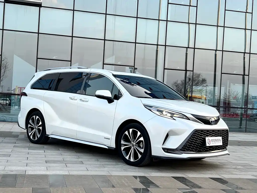 Grevia 2023 2.5L Hybrid Premium PLUS Edition купить на сайте DeffCars