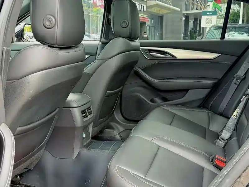 Cadillac CT5 2024 28T luxury model купить на сайте DeffCars