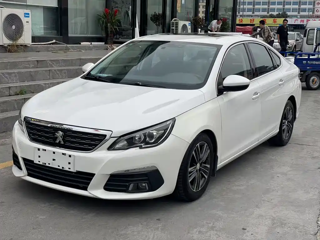 Peugeot 308 2016 230THP Automatic Deluxe Edition купить на сайте DeffCars