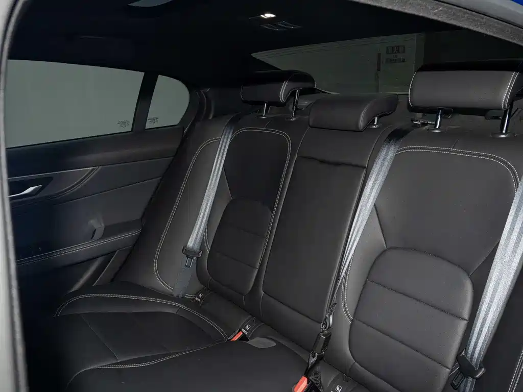 Jaguar XEL 2020 2.0T 200PS R-DYNAMIC S Advanced Sports Edition купить на сайте DeffCars