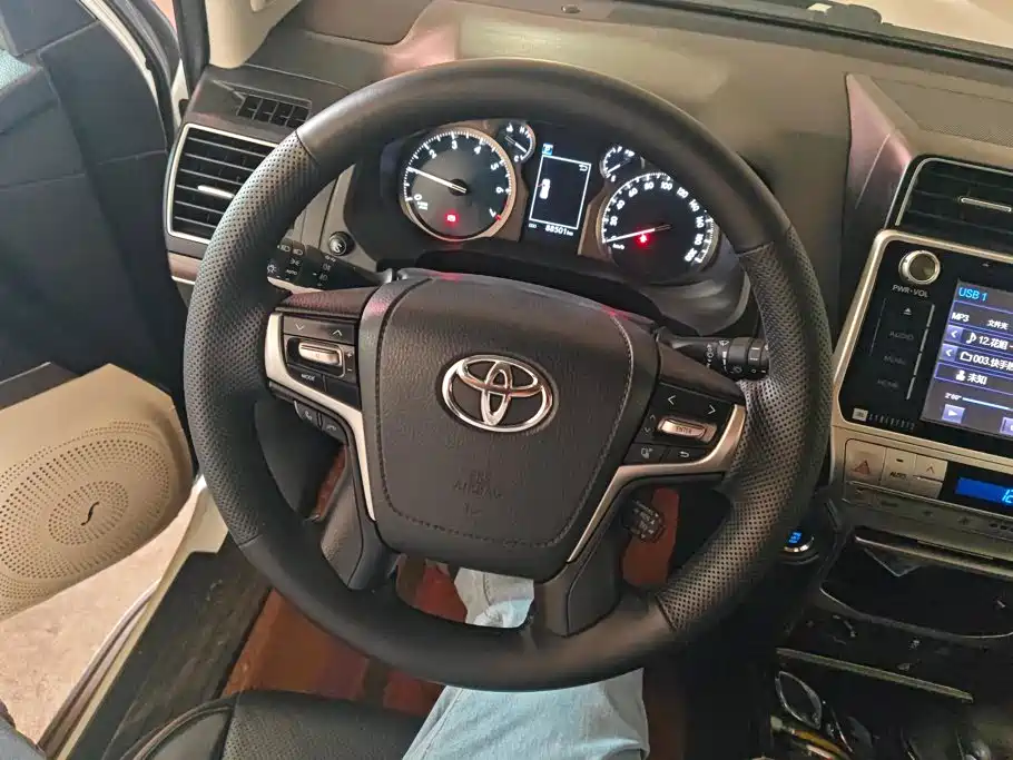Prado 2018 3.5L automatic TX-L NAVI rear mounted spare tire купить на сайте DeffCars