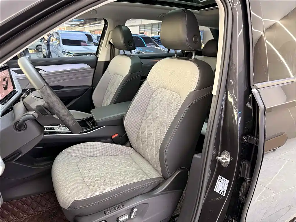 Lanxun 2023 380TSI four-wheel drive R-Line cruise version купить на сайте DeffCars