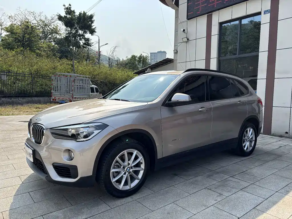 BMW X1 2016 sDrive18Li Fashion Model купить на сайте DeffCars