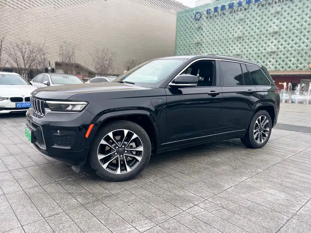 Grand Cherokee 4xe imported 2023 4xe Yuanfeng version купить на сайте DeffCars